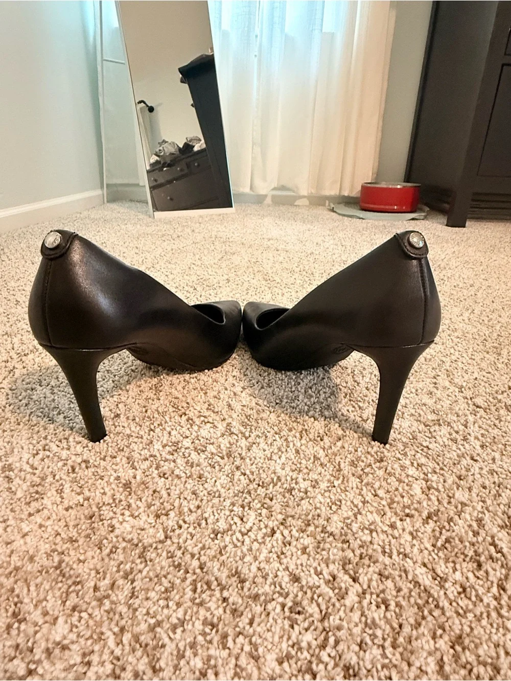 Michael Kors Black Pointed Leather Pumps